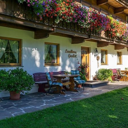 Landhaus Gredler Mayrhofen Eksteriør billede