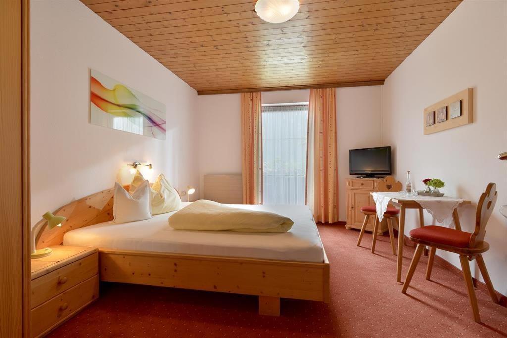 Landhaus Gredler Mayrhofen Eksteriør billede